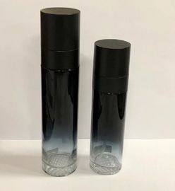 De Flessen van de glaslotion, Kosmetische Verpakking met Pomp Aangepast Embleem en Schilderende OEM