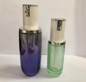 Het nieuwe van het de PompFlessenglas van het Ontwerpglas Kosmetische Schoonheidsmiddel die van de Lotionflessen Aangepaste Kleur en Druk verpakken