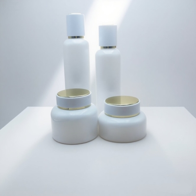 Fabrieksprijs 50ml 100ml 120ml Glazen Lotion Verpakking Lege Witte Lotion Pomp Glazen Fles Huidverzorging Crème Body Set