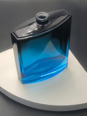 Custom 100ml Vierkante Glas Luxe En Elegante Leeg Parfum Fles Pomp Sproeier Gradient Zwart En Blauw Kleur 15mm Neck